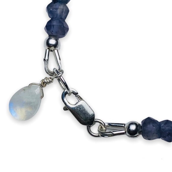 Blue flashy Moonstone and Iolite Genuine Natural Gemstone Beaded Bracelet - Picture 3 of 3